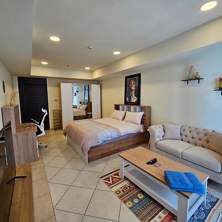 Super Host At Highest Residential Tower In The World, Private Rooms In A Shared Apartment Dubai Exterior photo