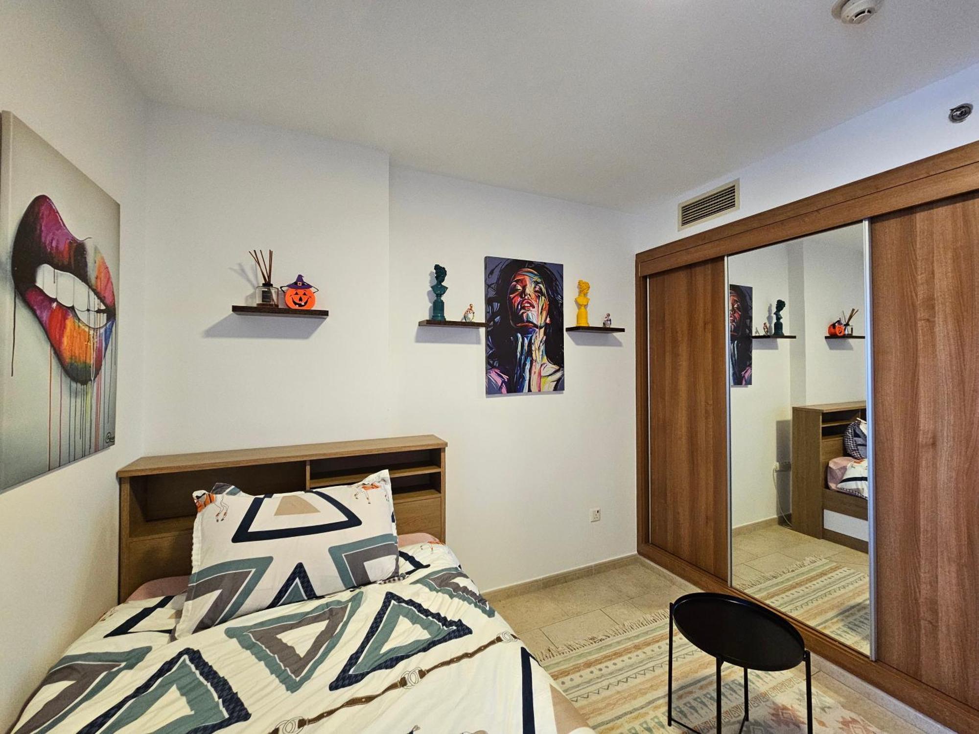 Super Host At Highest Residential Tower In The World, Private Rooms In A Shared Apartment Dubai Room photo